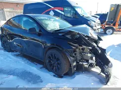 7SAYGDEE5NF574051 2022 TESLA MODEL Y