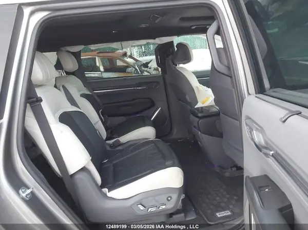 7SAYGDEE5NF574051 2022 TESLA MODEL Y - Image 8