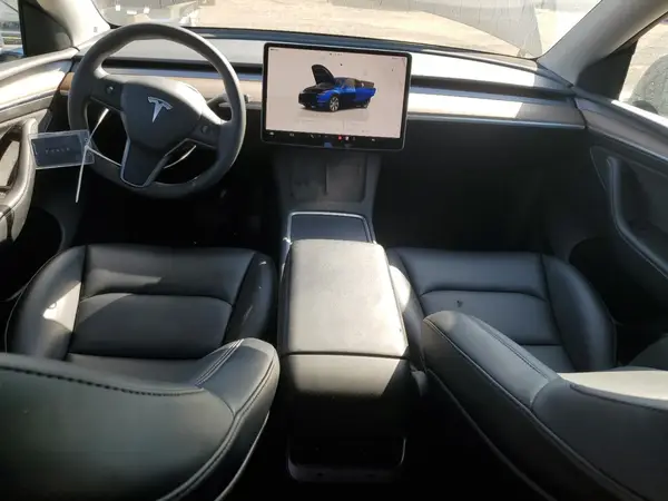 7SAYGDEE5NF576074 2022 TESLA MODEL Y - Image 8