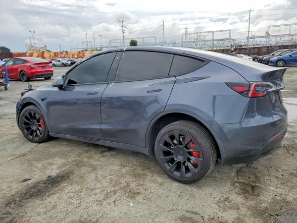 7SAYGDEE5PA023411 2023 TESLA MODEL Y - Image 2