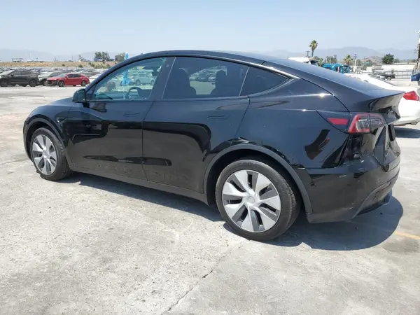 7SAYGDEE5PA023683 2023 TESLA MODEL Y - Image 2