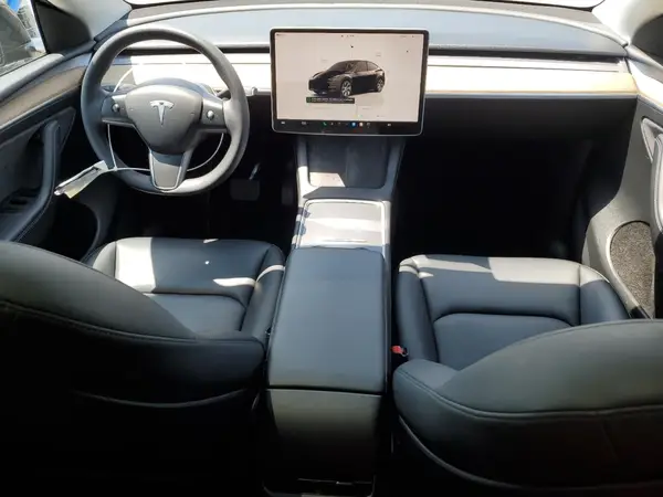 7SAYGDEE5PA023683 2023 TESLA MODEL Y - Image 8