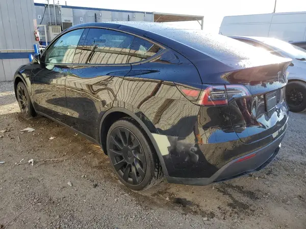 7SAYGDEE5PA029077 2023 TESLA MODEL Y - Image 2