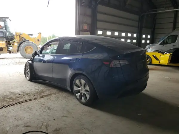7SAYGDEE5PA029936 2023 TESLA MODEL Y - Image 2