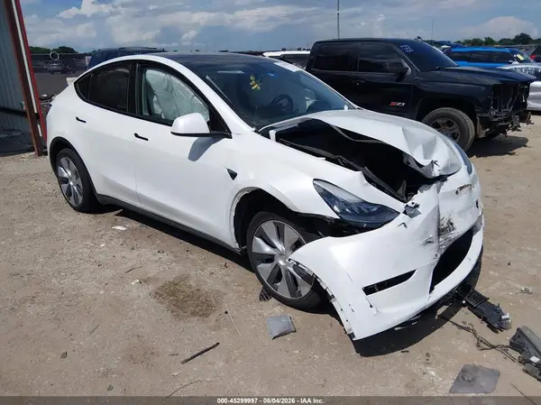 7SAYGDEE5PA032769 2023 TESLA MODEL Y - Image 1