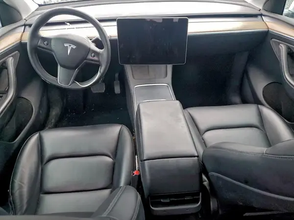 7SAYGDEE5PA035445 2023 TESLA MODEL Y - Image 8