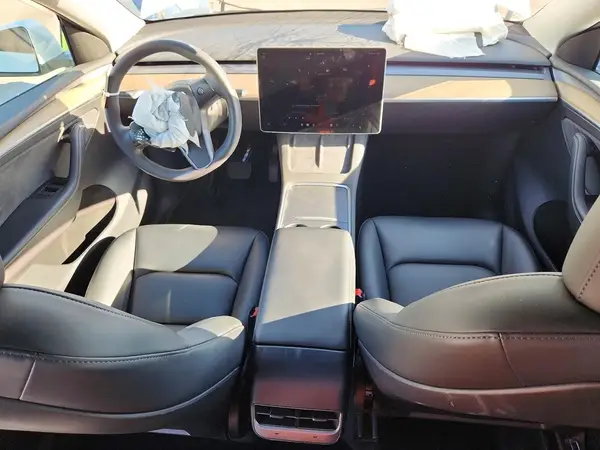 7SAYGDEE5PA036157 2023 TESLA MODEL Y - Image 8
