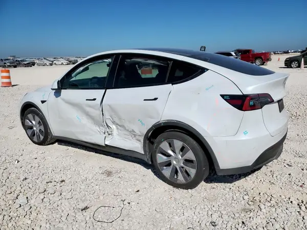 7SAYGDEE5PA043433 2023 TESLA MODEL Y - Image 2