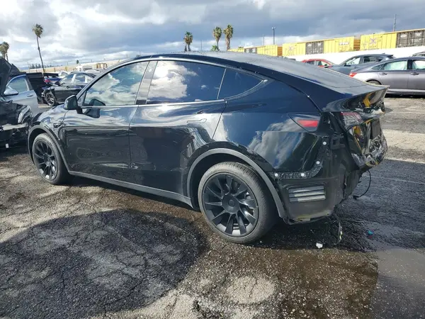 7SAYGDEE5PA051323 2023 TESLA MODEL Y - Image 2
