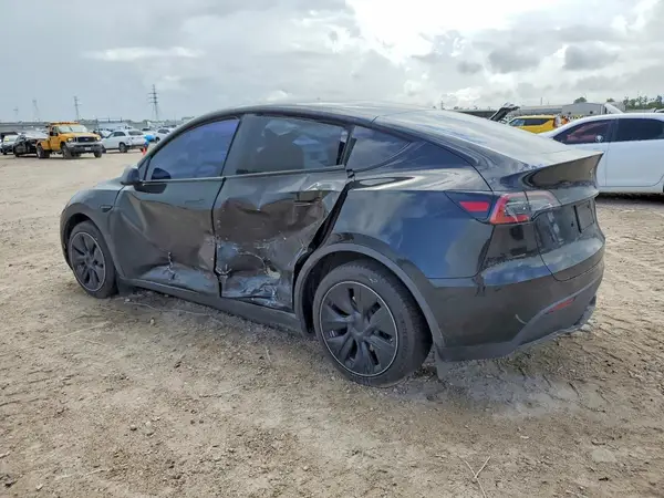 7SAYGDEE5PA054822 2023 TESLA MODEL Y - Image 2