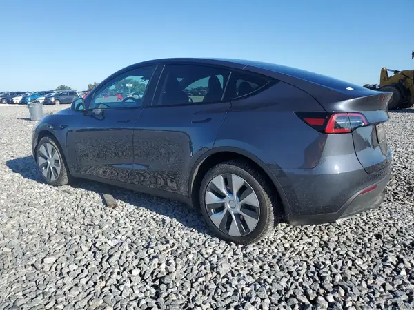 7SAYGDEE5PA057607 2023 TESLA MODEL Y - Image 2