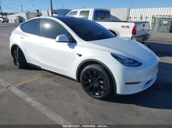 7SAYGDEE5PA059485 2023 TESLA MODEL Y - Image 1