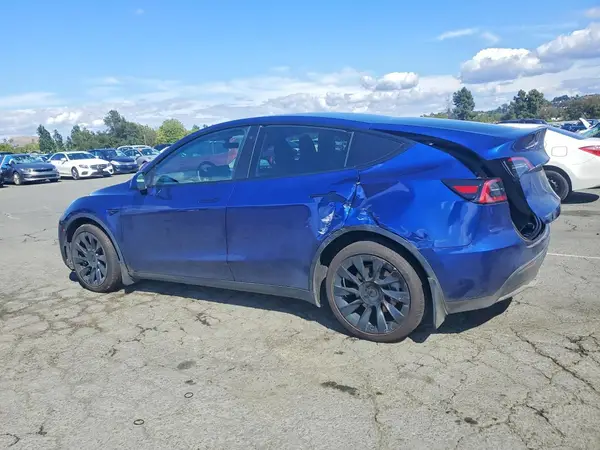7SAYGDEE5PA061205 2023 TESLA MODEL Y - Image 2