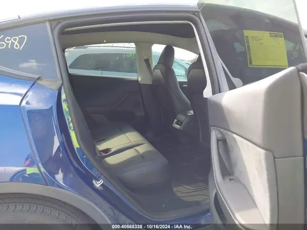 7SAYGDEE5PA062905 2023 TESLA MODEL Y - Image 8