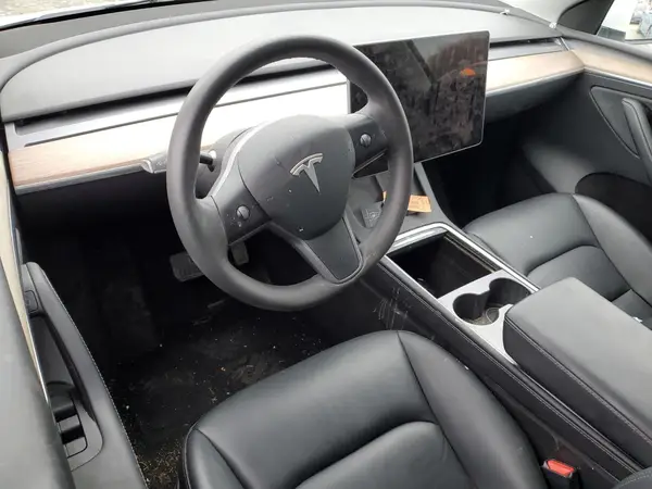 7SAYGDEE5PA073077 2023 TESLA MODEL Y - Image 8
