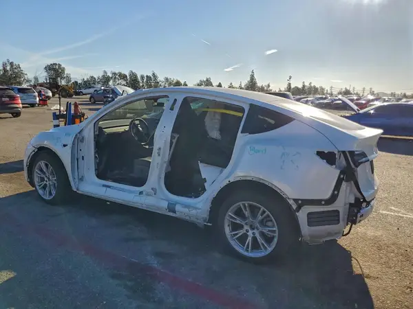 7SAYGDEE5PA073340 2023 TESLA MODEL Y - Image 2
