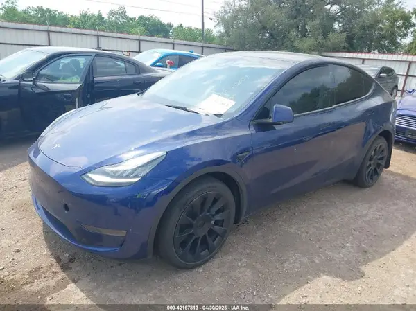 7SAYGDEE5PA080952 2023 TESLA MODEL Y - Image 2