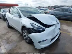 7SAYGDEE5PA093166 2023 TESLA MODEL Y
