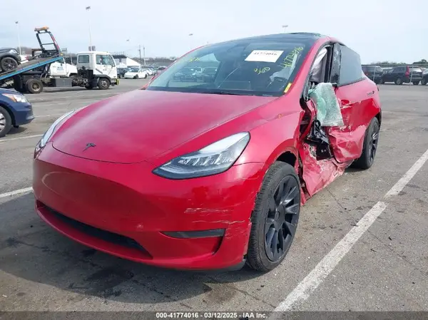 7SAYGDEE5PA094138 2023 TESLA MODEL Y - Image 2