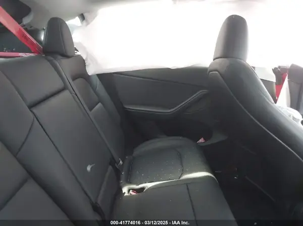 7SAYGDEE5PA094138 2023 TESLA MODEL Y - Image 8
