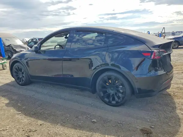 7SAYGDEE5PA094933 2023 TESLA MODEL Y - Image 2