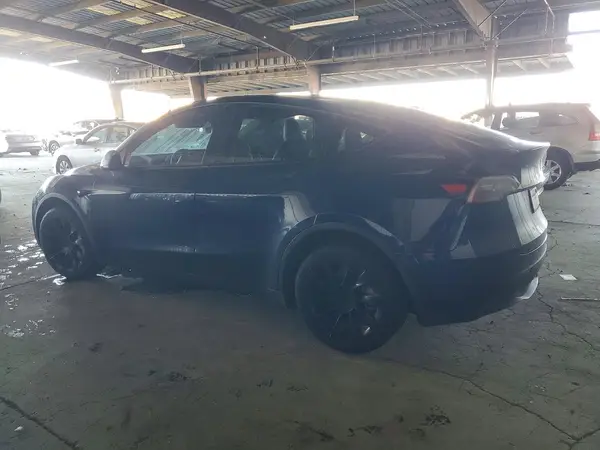 7SAYGDEE5PA099100 2023 TESLA MODEL Y - Image 2