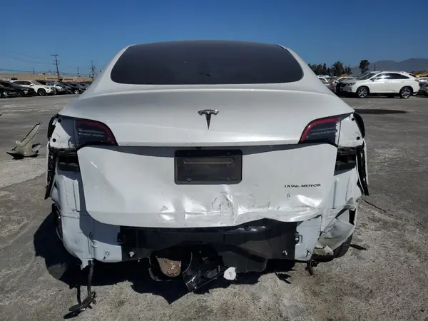 2023 TESLA MODEL Y auction photo 6