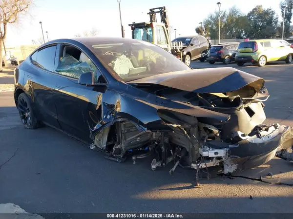 7SAYGDEE5PA105834 2023 TESLA MODEL Y - Image 1