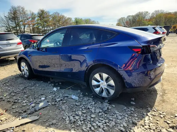 7SAYGDEE5PA106305 2023 TESLA MODEL Y - Image 2