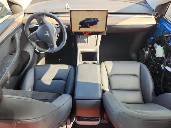 7SAYGDEE5PA106305 2023 TESLA MODEL Y - Image 8