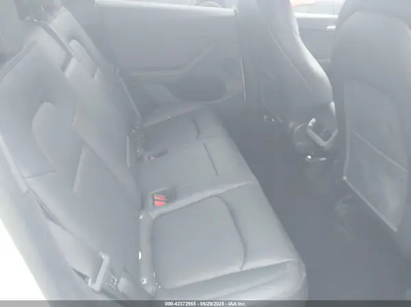 7SAYGDEE5PA109334 2023 TESLA MODEL Y - Image 8