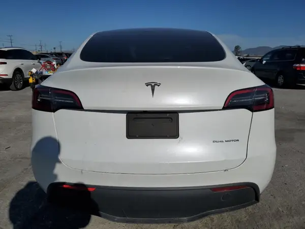 2023 TESLA MODEL Y auction photo 6