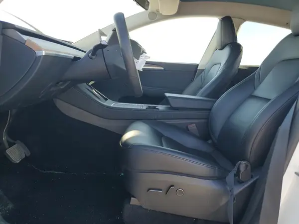 2023 TESLA MODEL Y auction photo 7