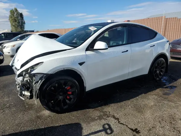 7SAYGDEE5PA118390 2023 TESLA MODEL Y - Image 1