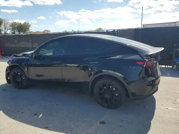 7SAYGDEE5PA118955 2023 TESLA MODEL Y - Image 2