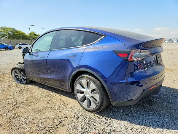 7SAYGDEE5PA119636 2023 TESLA MODEL Y - Image 2