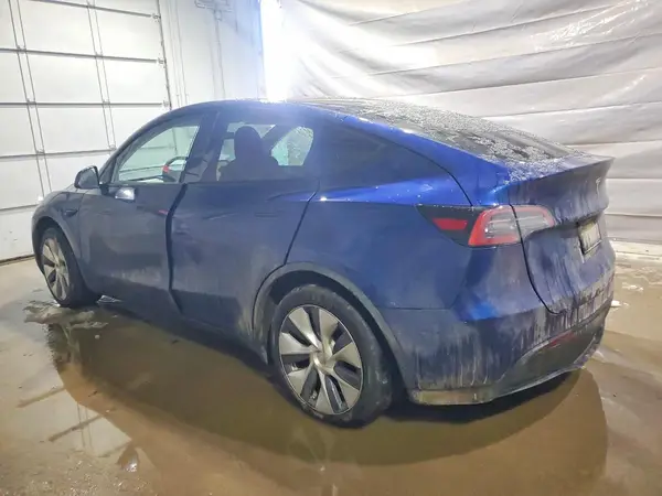 7SAYGDEE5PA122844 2023 TESLA MODEL Y - Image 2