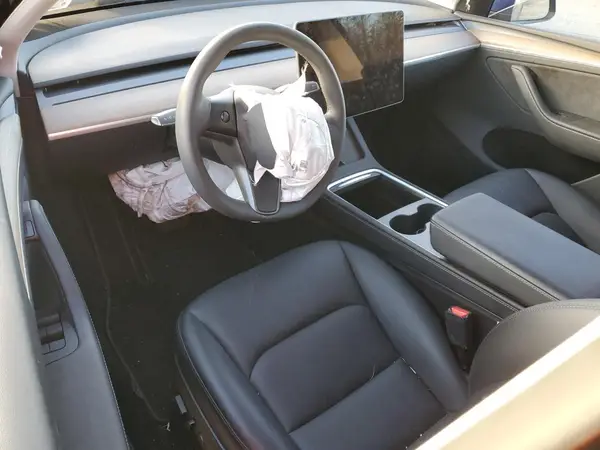 7SAYGDEE5PA124819 2023 TESLA MODEL Y - Image 8
