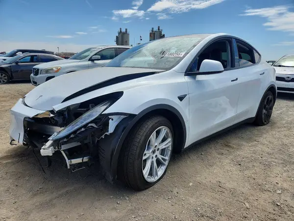 7SAYGDEE5PA125680 2023 TESLA MODEL Y - Image 1
