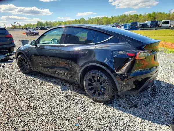 7SAYGDEE5PA127171 2023 TESLA MODEL Y - Image 2