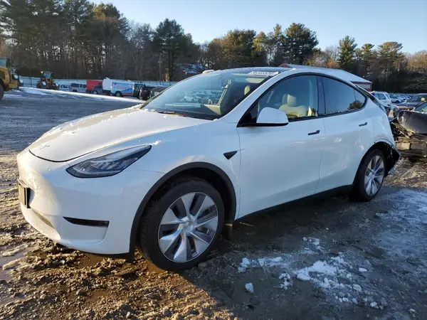7SAYGDEE5PA129745 2023 TESLA MODEL Y - Image 1