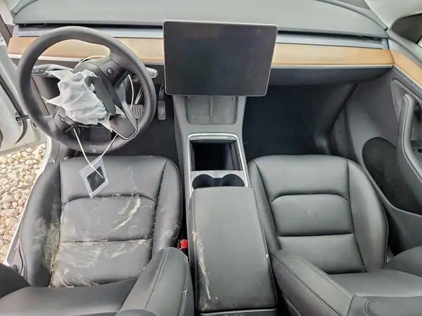 7SAYGDEE5PA130328 2023 TESLA MODEL Y - Image 8