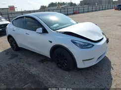 7SAYGDEE5PA137442 2023 TESLA MODEL Y