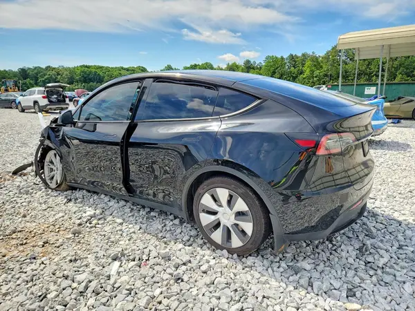 7SAYGDEE5PA138784 2023 TESLA MODEL Y - Image 2