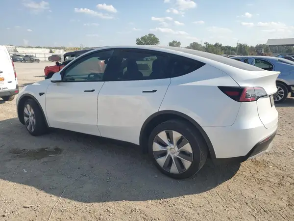 7SAYGDEE5PA144262 2023 TESLA MODEL Y - Image 2