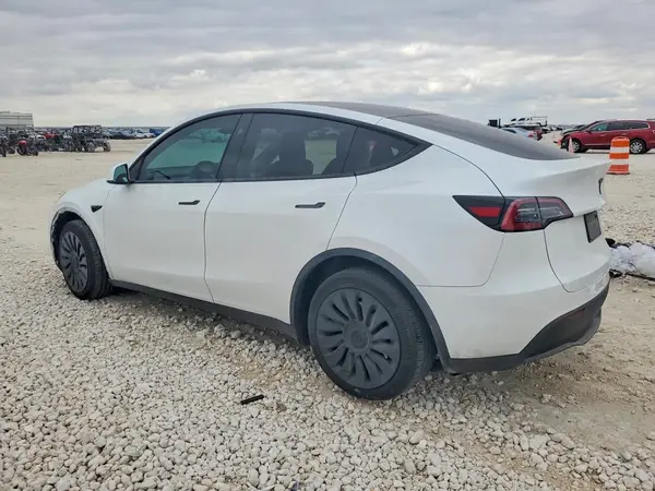 7SAYGDEE5PA145492 2023 TESLA MODEL Y - Image 2