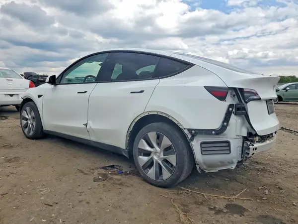 7SAYGDEE5PA151406 2023 TESLA MODEL Y - Image 2