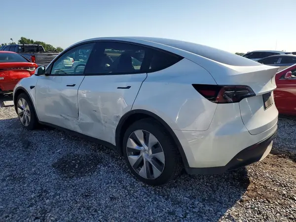 7SAYGDEE5PA155424 2023 TESLA MODEL Y - Image 2