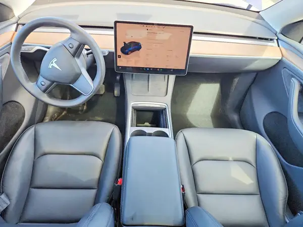 7SAYGDEE5PA157836 2023 TESLA MODEL Y - Image 8