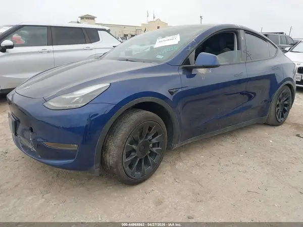 7SAYGDEE5PA161076 2023 TESLA MODEL Y - Image 2